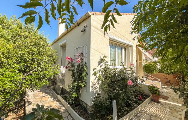 Maison de campagne confortable, 2 chambres, avec climatisation
