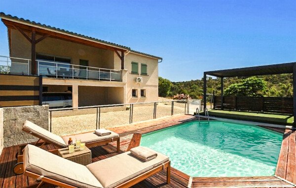Ferienhaus 2 Schlafzimmer, mit Pool