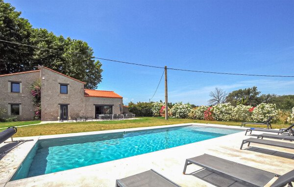 Ferienhaus 6 Schlafzimmer, mit Pool