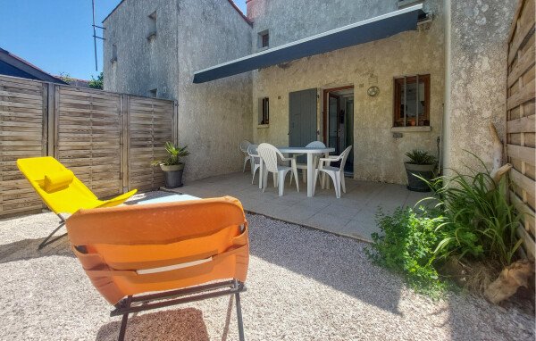 Maison 1 chambre, avec jardin