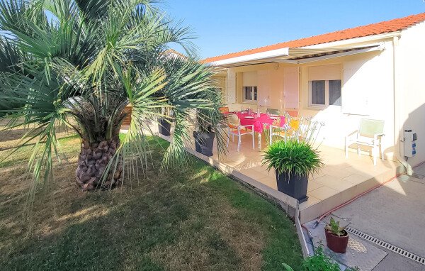 Maison moderne, 3 chambres, avec jardin