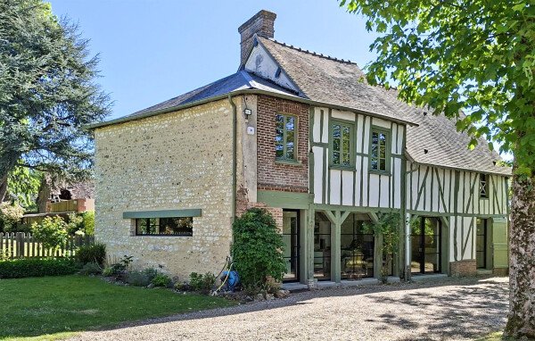 Maison de campagne 10 chambres, avec piscine