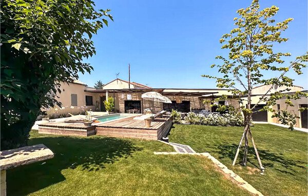 Maison de campagne confortable, 4 chambres, avec piscine