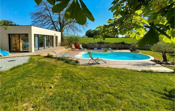 Maison de campagne traditionnelle, 2 chambres, avec piscine