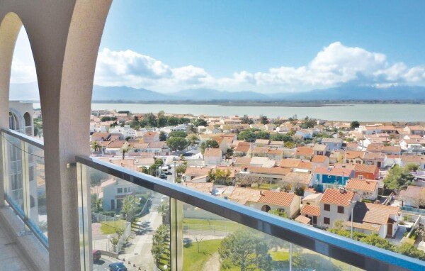Appartement moderne, 3 chambres, avec vue sur mer