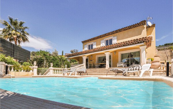 Maison 3 chambres, avec piscine