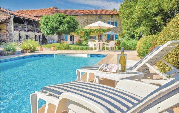 Maison 6 chambres, avec piscine