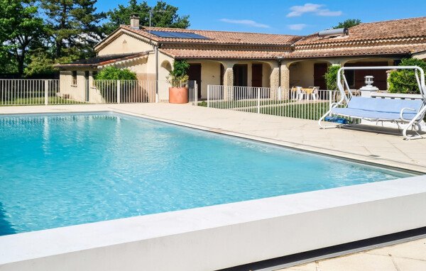 Maison confortable, 5 chambres, avec piscine
