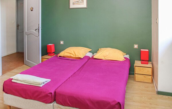 Maison de campagne cozy, 7 chambres, avec piscine