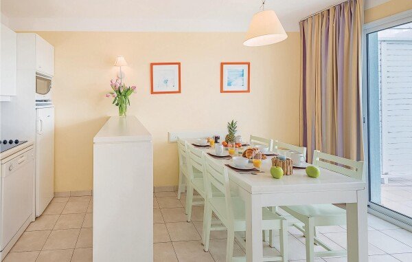 Appartement confortable, 2 chambres, avec vue sur mer