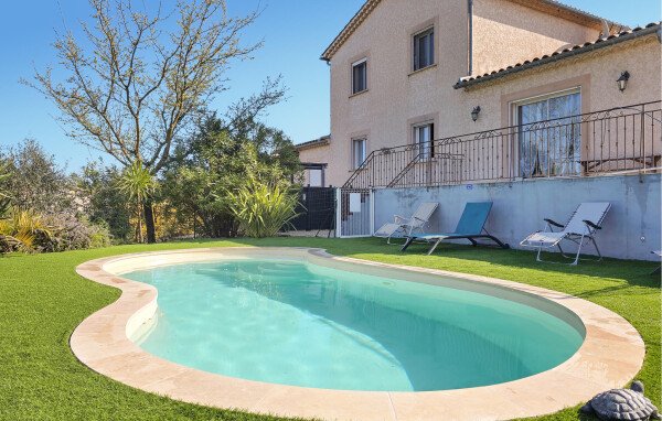 Ferienhaus 1 Schlafzimmer, mit Pool