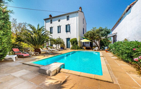 Maison 8 chambres, avec piscine