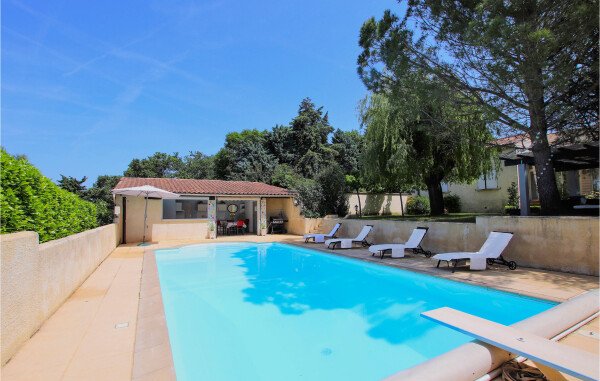 Maison de campagne confortable, 3 chambres, avec piscine