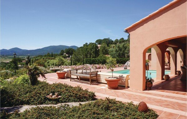 Casa 3 camere, con piscina