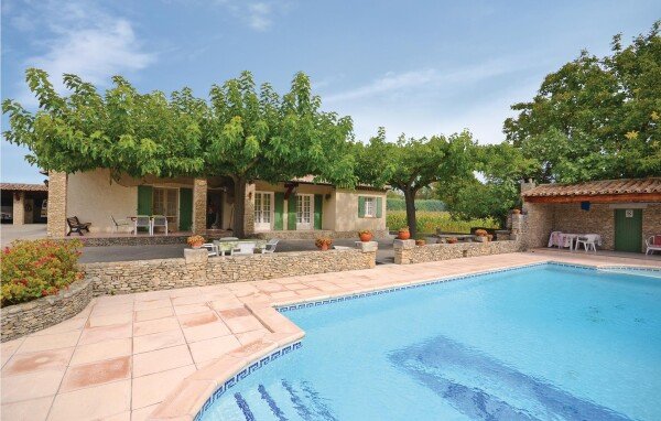 Maison de campagne traditionnelle, 3 chambres, avec piscine