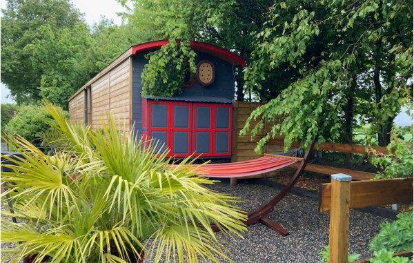 Camping / Mobil Home de charme, 1 chambre, avec piscine