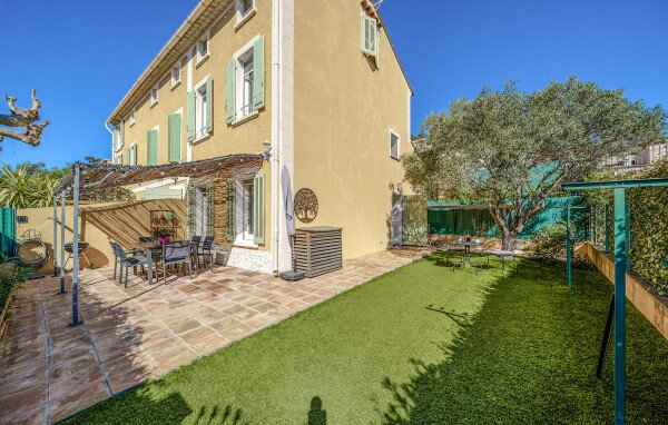 Maison de campagne confortable, 3 chambres, avec vue sur mer