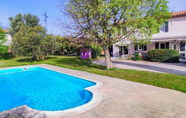 Maison de campagne romantique, 4 chambres, avec piscine