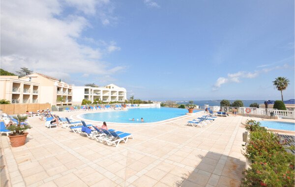 Apartment 1 bedroom, with sea view