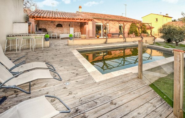 Maison de campagne moderne, 3 chambres, avec piscine