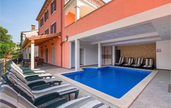 Casa 5 camere, con vista mare