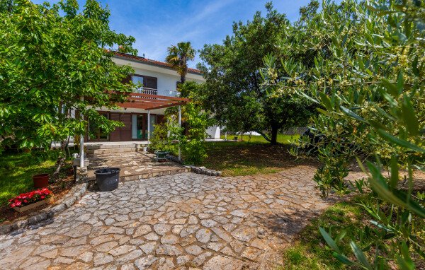 @todoptApartment @todopt1 bedroom, with sea view