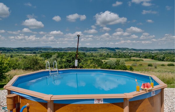 House 1 bedroom, with pool