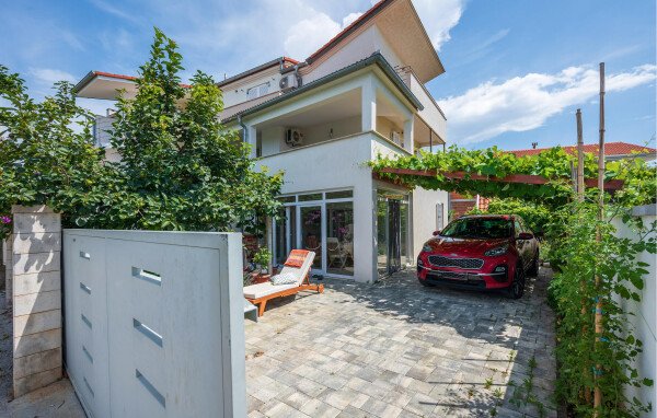 Appartamento 2 camere, con vista mare