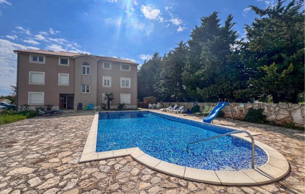 Wohnung 2 Schlafzimmer, mit Pool
