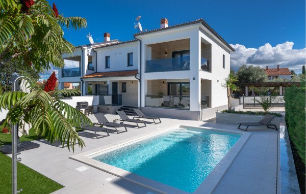 Maison de campagne moderne, 3 chambres, avec piscine
