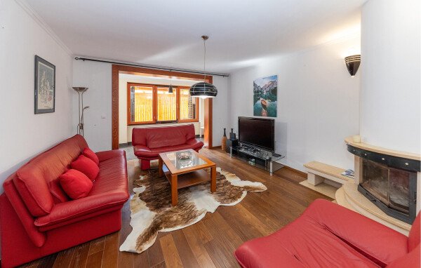 Ferienhaus 4 Schlafzimmer, mit Pool