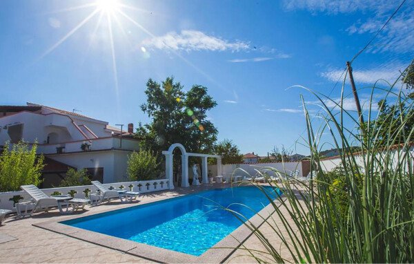 Wohnung 1 Schlafzimmer, mit Pool