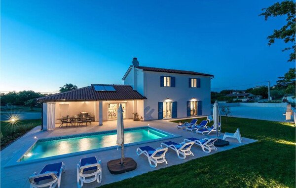 Huis 4 slaapkamers, met zwembad