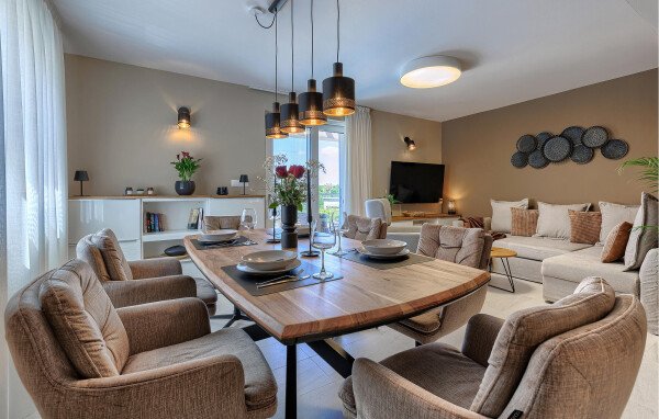 Casa 3 camere, con piscina