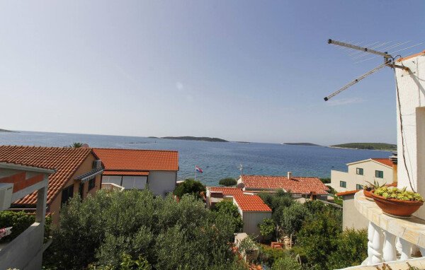 Appartamento 2 camere, con vista mare