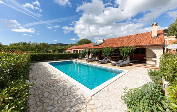 Casa 5 camere, con piscina
