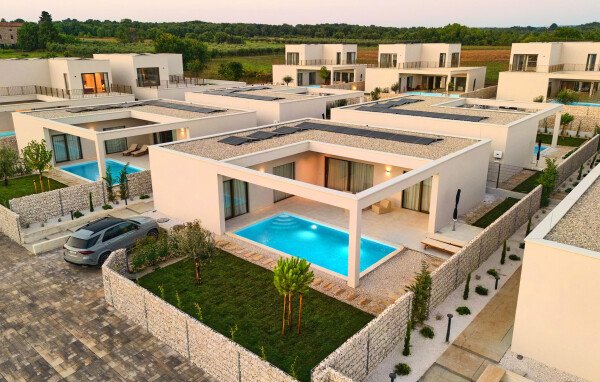 Ferienhaus 3 Schlafzimmer, mit Pool