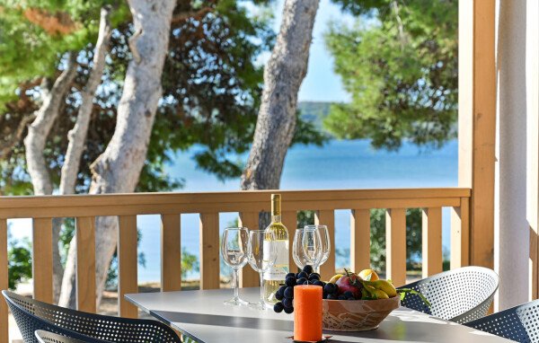 Tente confortable, 2 chambres, avec vue sur mer