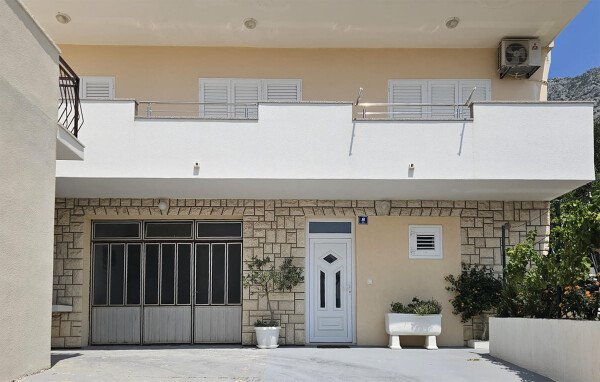 Appartement confortable, 3 chambres, avec vue sur mer