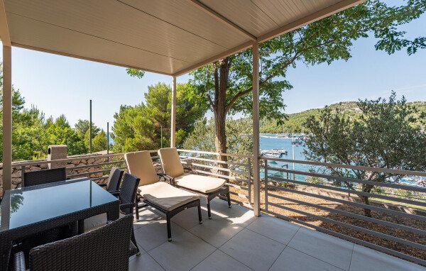 Tente confortable, 2 chambres, avec vue sur mer