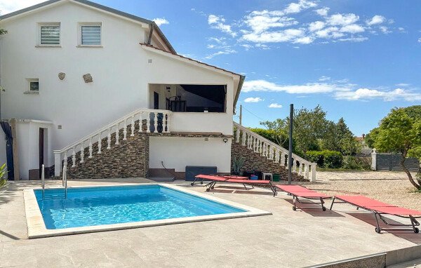Casa 3 camere, con piscina