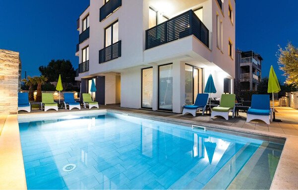 Wohnung 1 Schlafzimmer, mit Pool