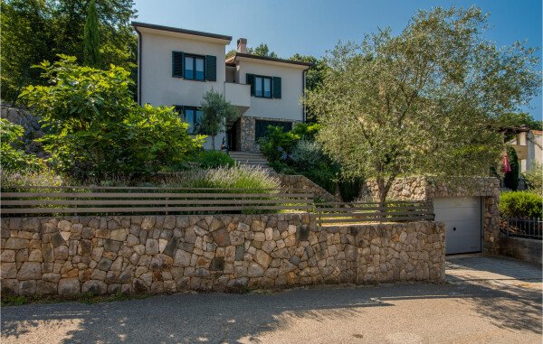 Appartamento 4 camere, con vista mare