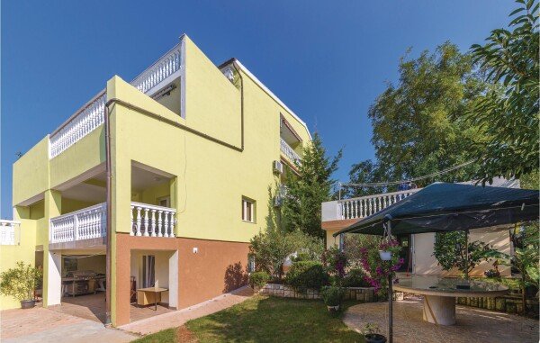 Appartamento 4 camere, con vista mare