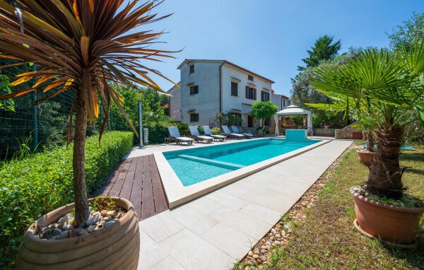 Casa 5 camere, con piscina