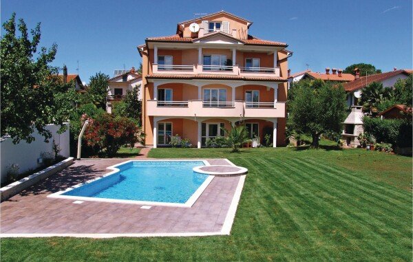 Appartamento 2 camere, con vista mare
