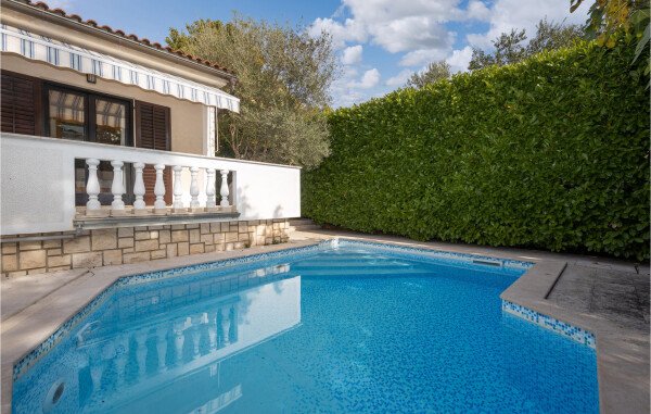 Casa 3 camere, con vista mare