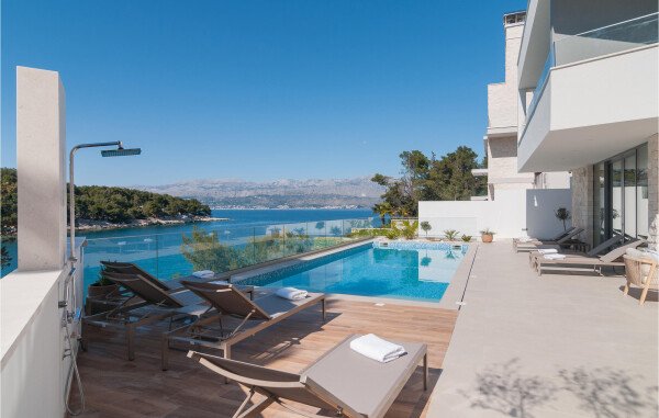 Huis 6 slaapkamers, met sea view