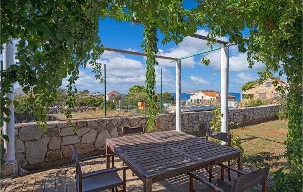 Maison traditionnelle traditionnelle, 2 chambres, avec vue sur mer