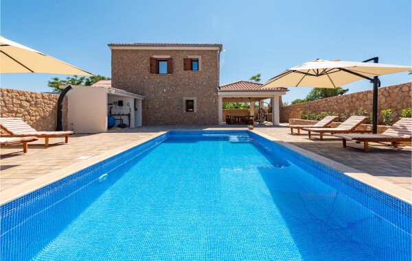 Casa 2 camere, con vista mare